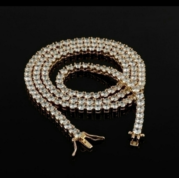 14K Gold plated iced out Miami Cuban Chain - Picture 2 of 2